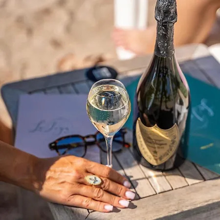 Le Soleil D'or アパート *